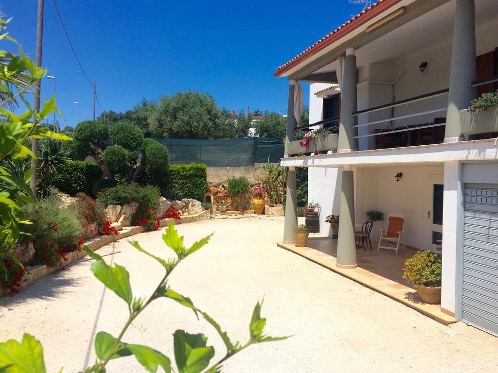 B&B All'Ombra Degli Ulivi Ostuni Eksteriør bilde